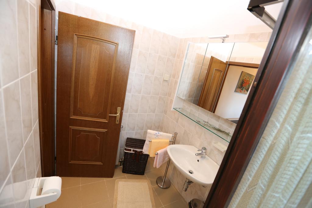Villa Vera Ičići Esterno foto
